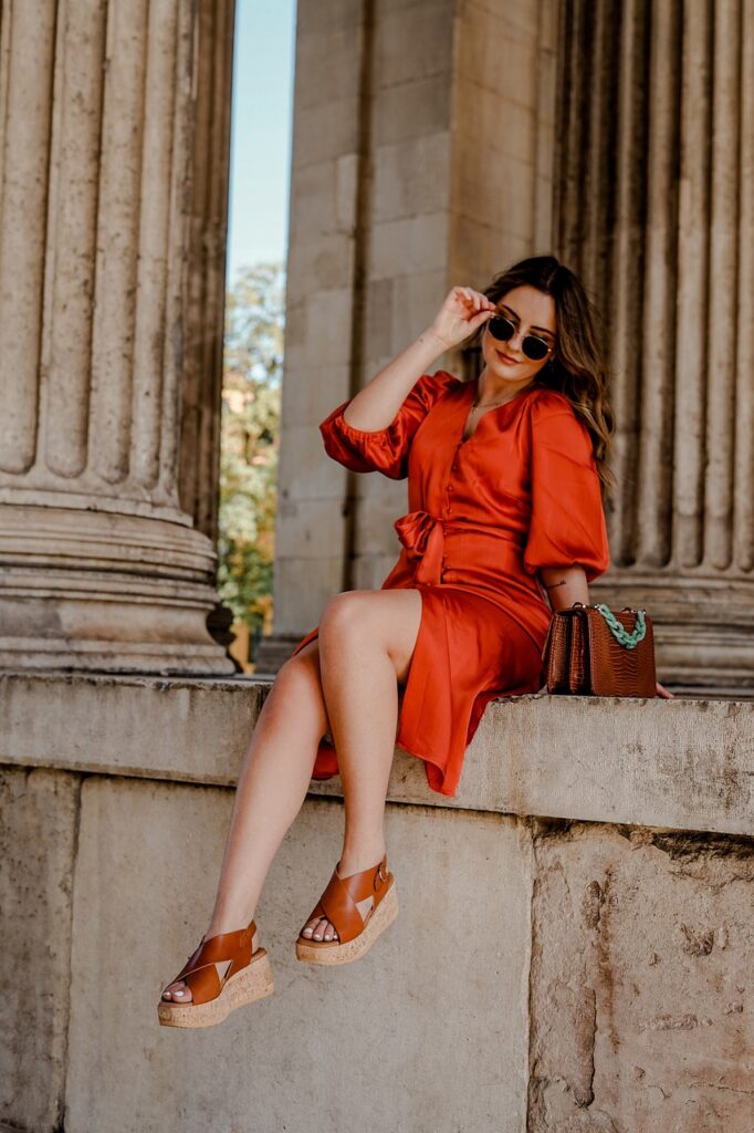 Vacation Outfits Red Silk Dress Sandals 2