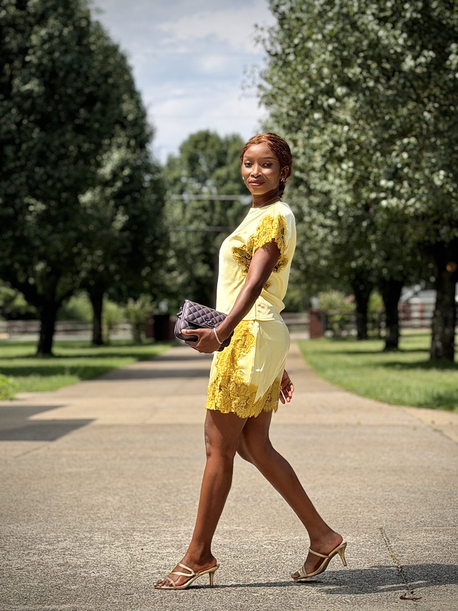 Satin lace trim mini skirt set for women - Image 6